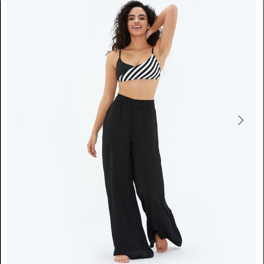 NWT! Maronie Grady Ribbed Wide Leg Black Palazzo